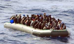 Italian navy rescues 1,000 migrants from Mediterranean
