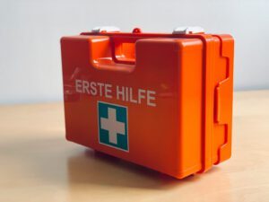 orange Erste Hilfe med kit
